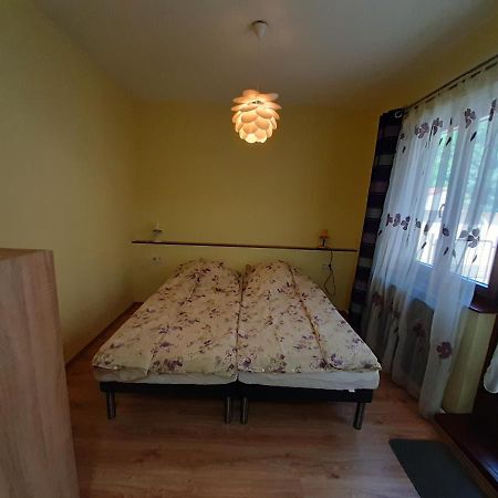 Gyopár Gyöngye Apartmanház Orosháza Exterior foto