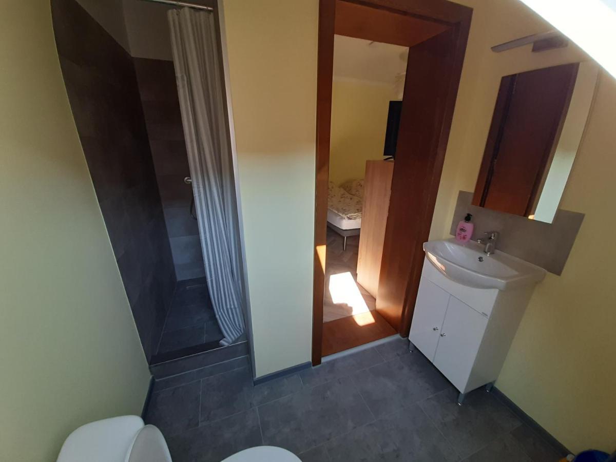 Gyopár Gyöngye Apartmanház Orosháza Exterior foto