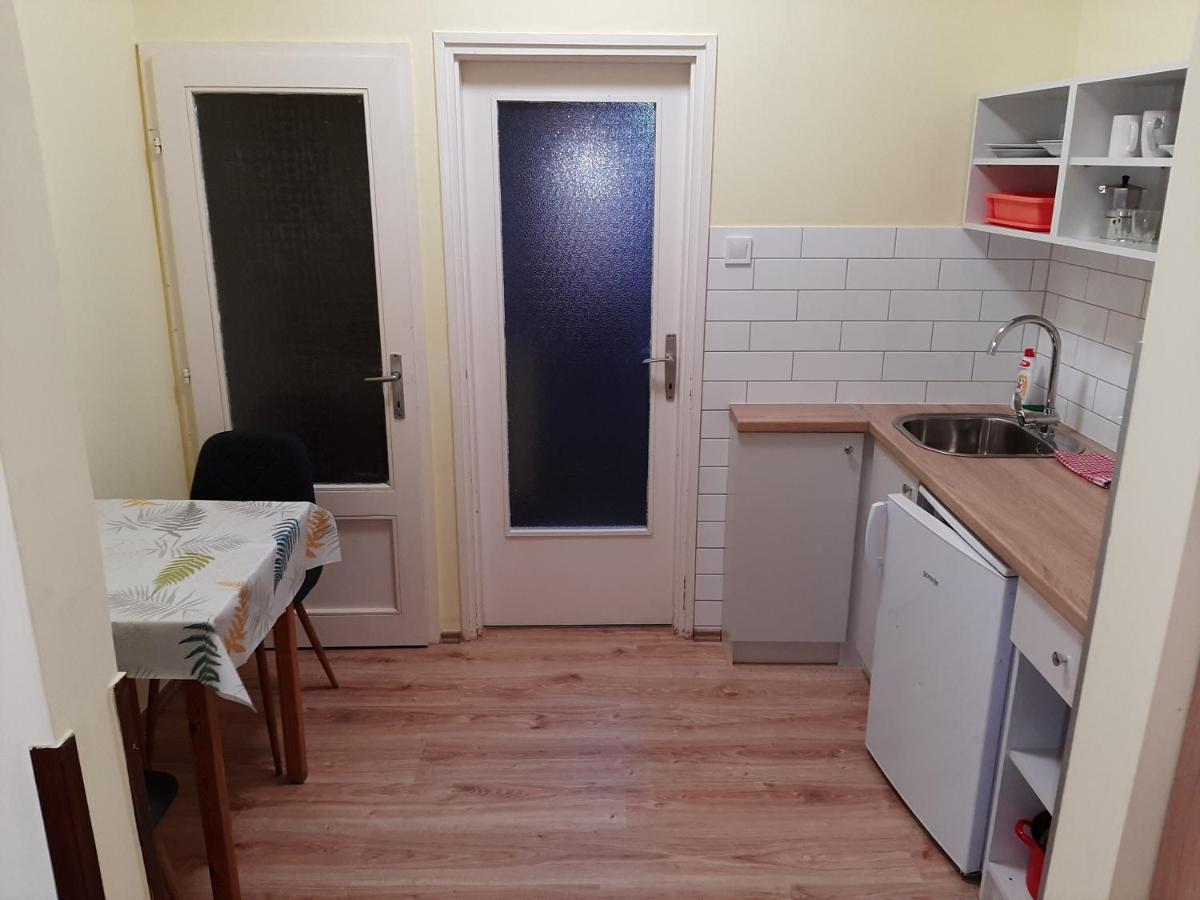 Gyopár Gyöngye Apartmanház Orosháza Exterior foto