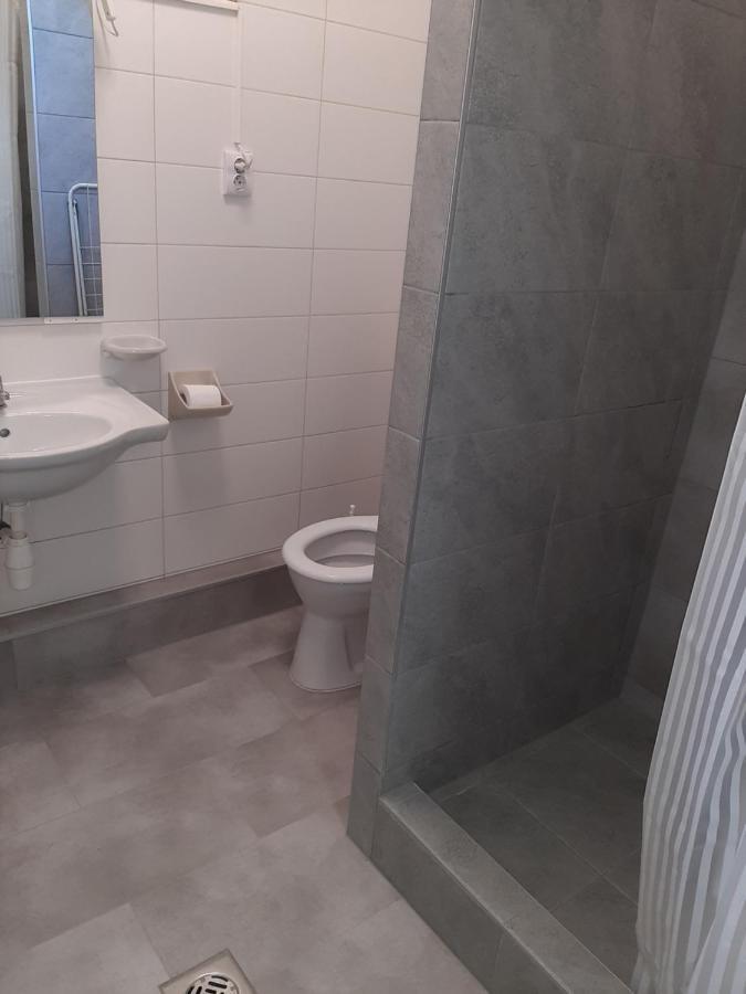 Gyopár Gyöngye Apartmanház Orosháza Exterior foto