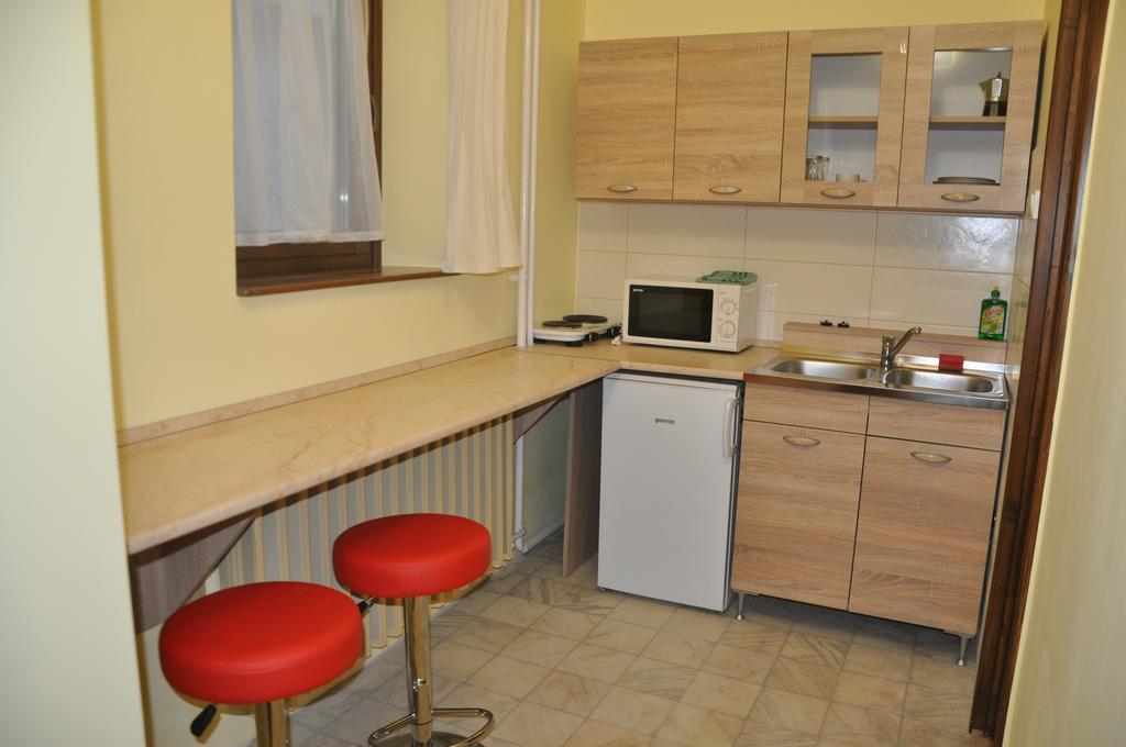Gyopár Gyöngye Apartmanház Orosháza Exterior foto